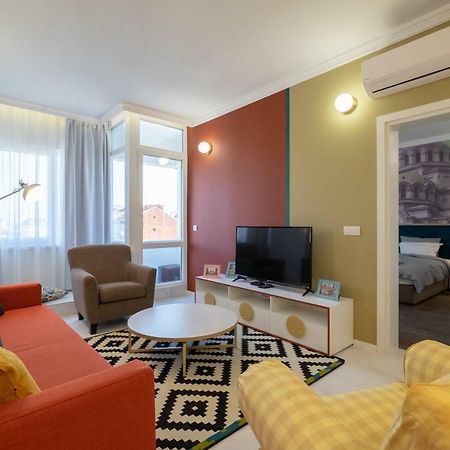 Vitosha Blvd 3-Bedroom, 2-Bathroom Lux Suite Sofya Dış mekan fotoğraf