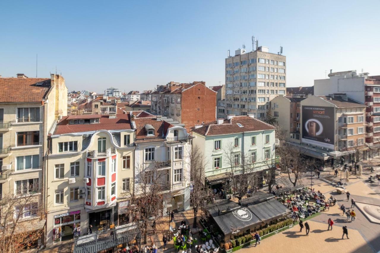 Vitosha Blvd 3-Bedroom, 2-Bathroom Lux Suite Sofya Dış mekan fotoğraf
