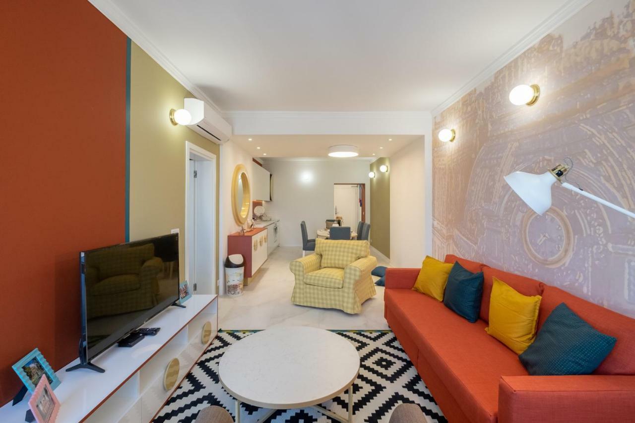 Vitosha Blvd 3-Bedroom, 2-Bathroom Lux Suite Sofya Dış mekan fotoğraf