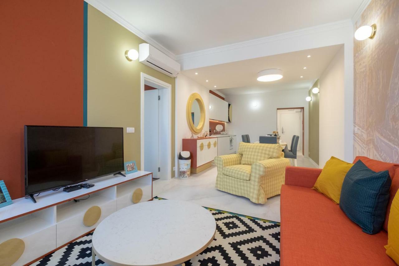 Vitosha Blvd 3-Bedroom, 2-Bathroom Lux Suite Sofya Dış mekan fotoğraf