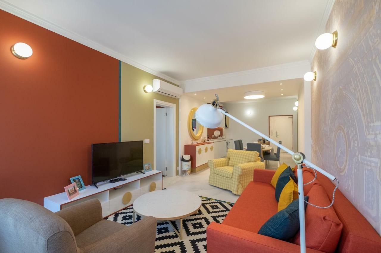 Vitosha Blvd 3-Bedroom, 2-Bathroom Lux Suite Sofya Dış mekan fotoğraf