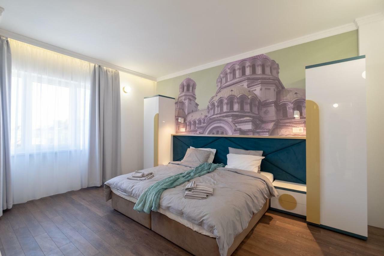Vitosha Blvd 3-Bedroom, 2-Bathroom Lux Suite Sofya Dış mekan fotoğraf