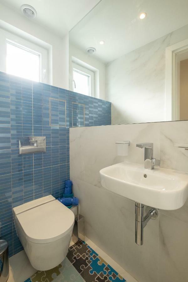 Vitosha Blvd 3-Bedroom, 2-Bathroom Lux Suite Sofya Dış mekan fotoğraf