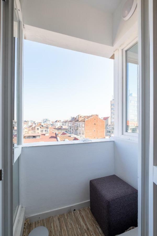Vitosha Blvd 3-Bedroom, 2-Bathroom Lux Suite Sofya Dış mekan fotoğraf