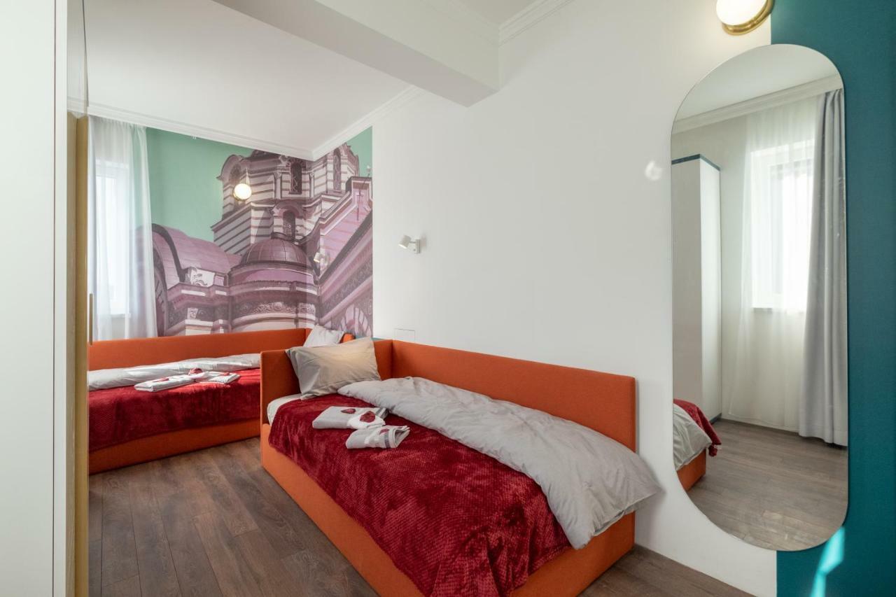Vitosha Blvd 3-Bedroom, 2-Bathroom Lux Suite Sofya Dış mekan fotoğraf