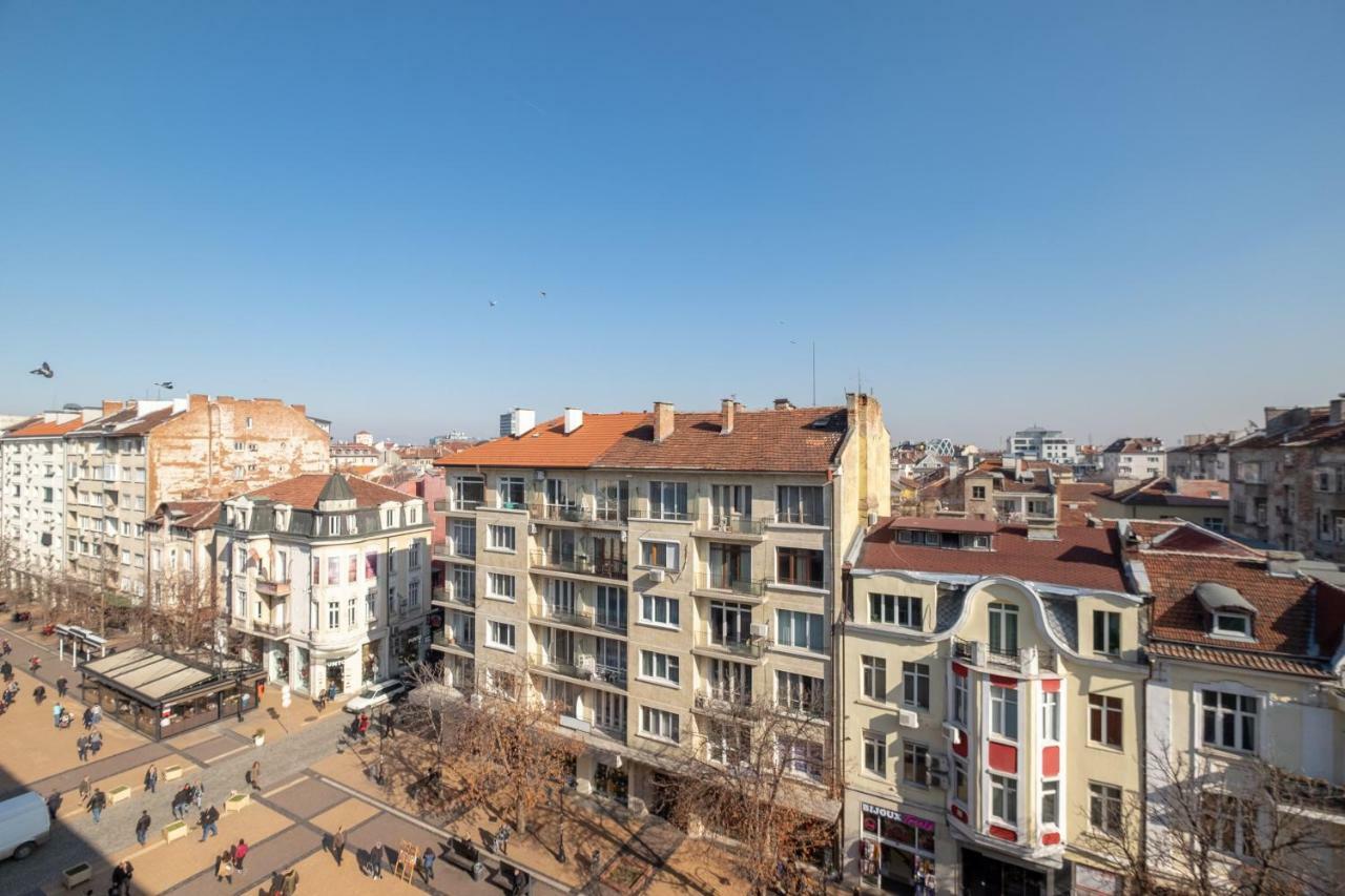 Vitosha Blvd 3-Bedroom, 2-Bathroom Lux Suite Sofya Dış mekan fotoğraf